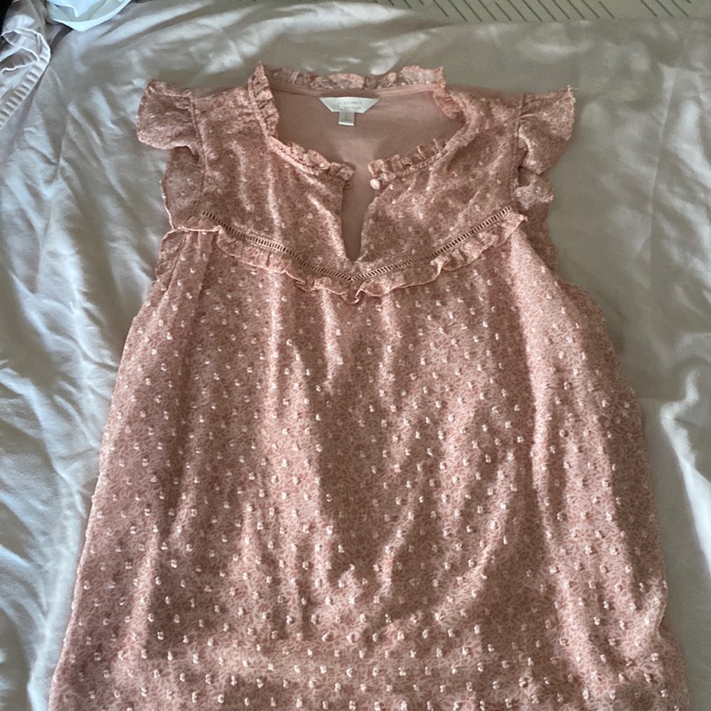 Sleeveless blouse